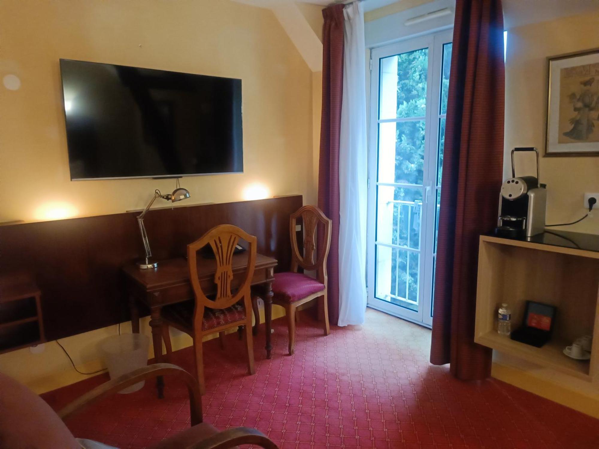 Hostellerie Les Hauts De Sainte Maure Kültér fotó